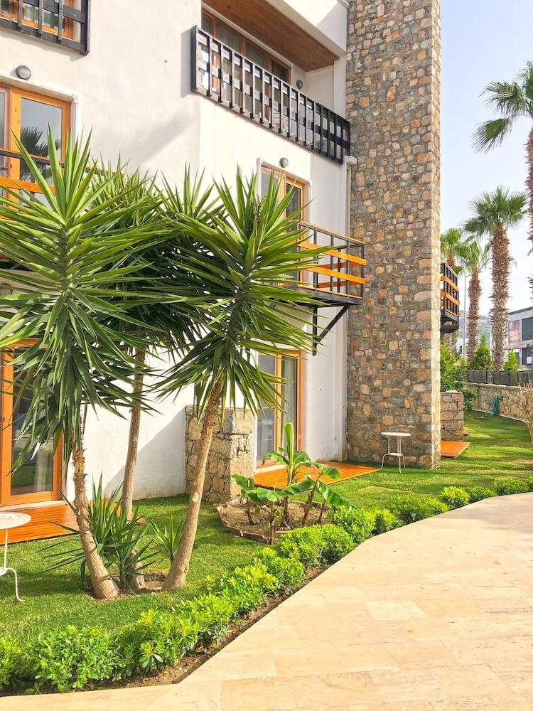 Butikhan Hotel Gundogan  Exterior photo